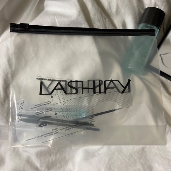 NIB Lashify Control Kit Starter Bundle Set! - Picture 5 of 5